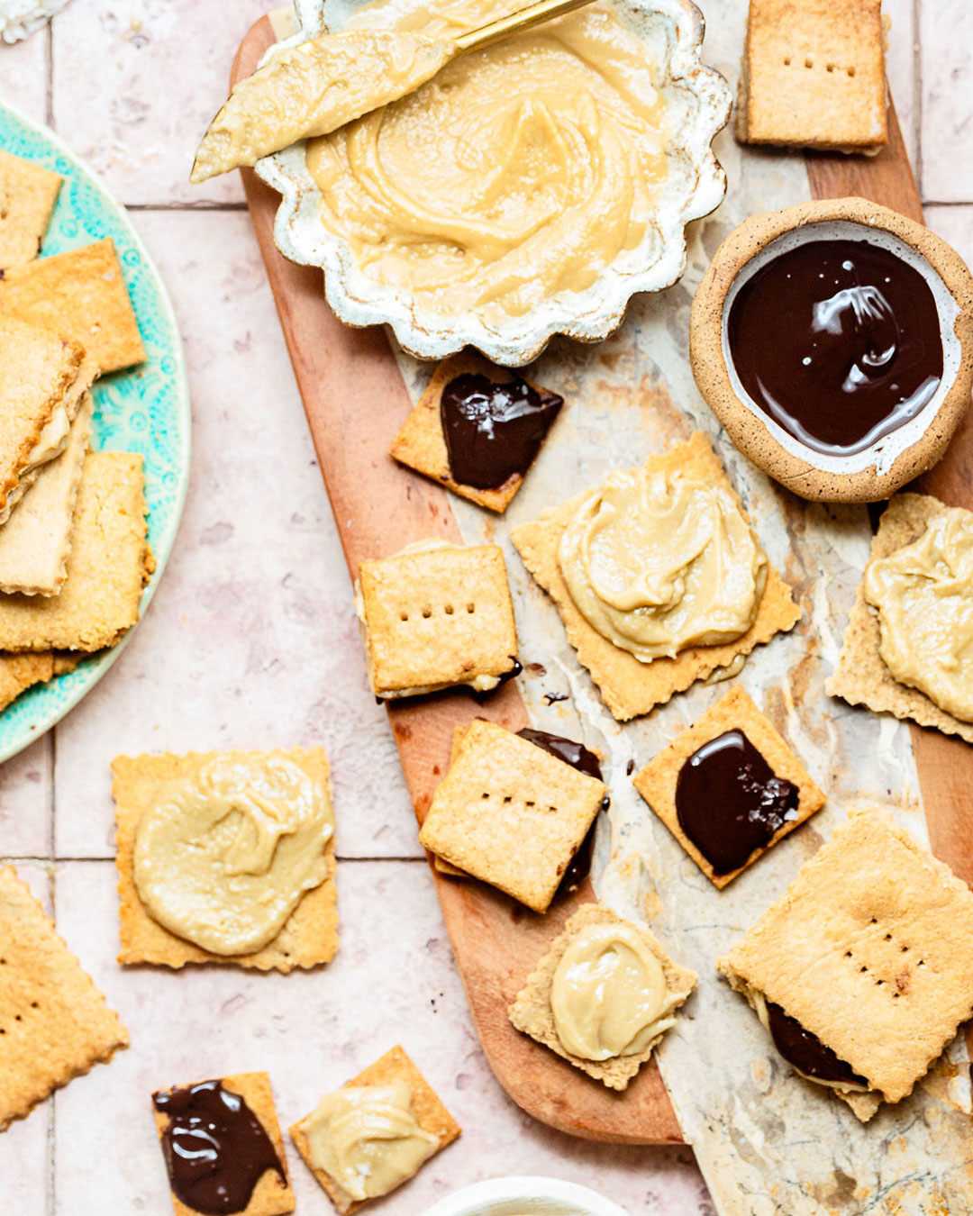 Sweet & Savory Grain-Free Tahini Crackers 