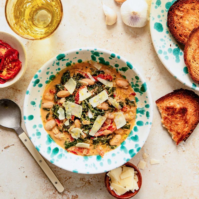 Mediterranean Brothy Beans 